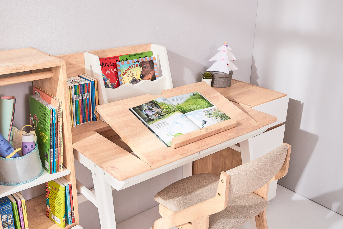 Study Desk with Easel
